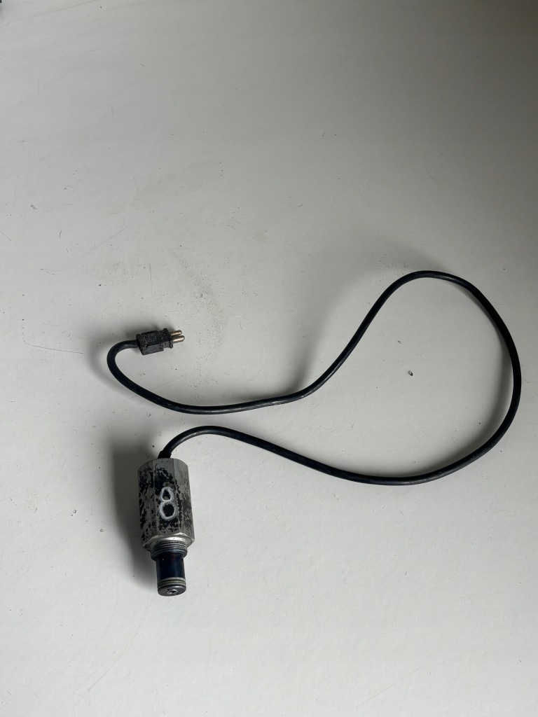 Купить Mercedes s klasa w140 клапан датчик рулевой рейки a1244660091