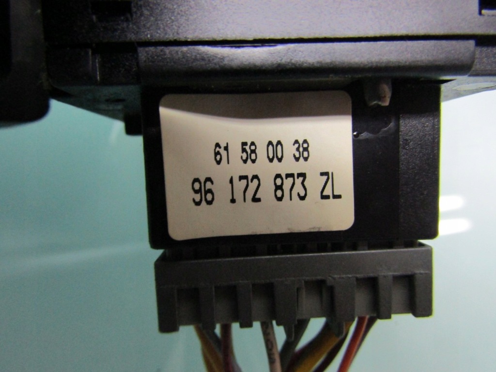 Picasso 00r перемикач комбінований світла поворотник двірник 96251932 Оригінал