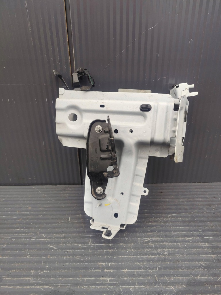 фото №1, Dacia sandero iii чверть лонжерон перед права