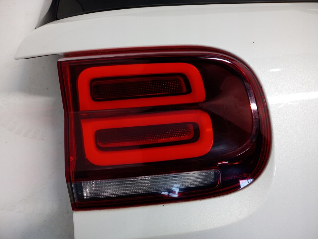 фото №8, Крышка багажника задняя задняя citroen c5 aircross электрическая камера kwed 2017r