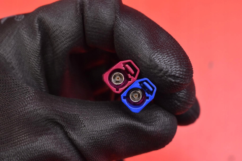 Антенна gps 282129229r dacia spring 21- с Разборки