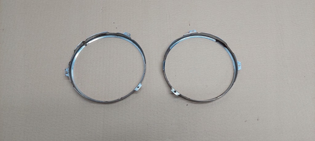 фото №5, Рамка кронштейн лампы перед triumph spitfire 1500