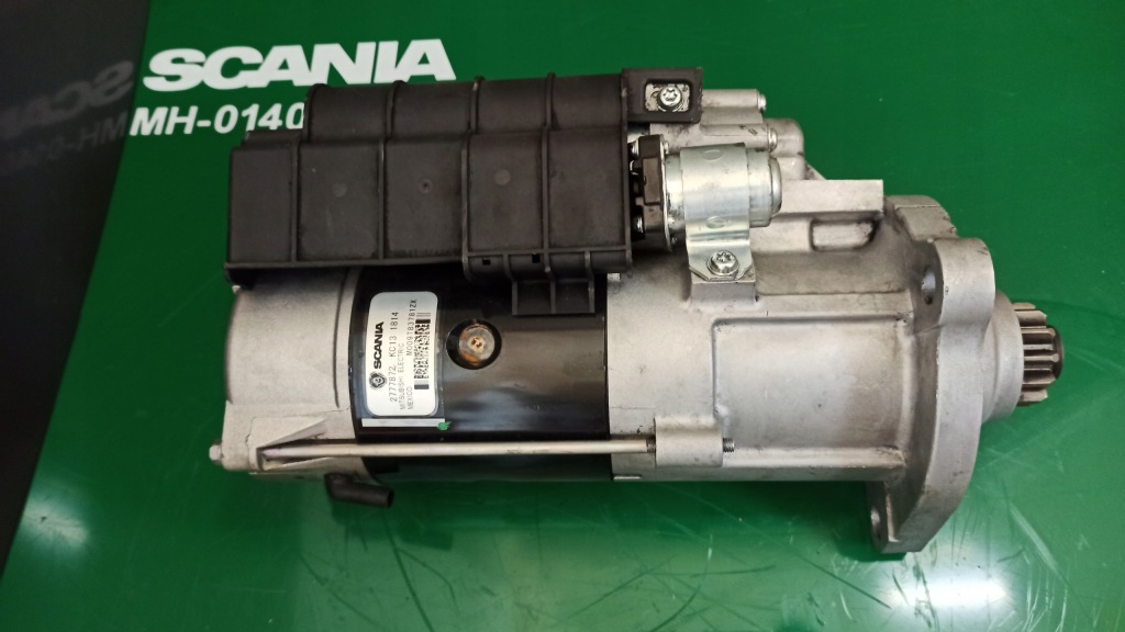 Новый, оригинальный стартер scania 2777872 с Разборки