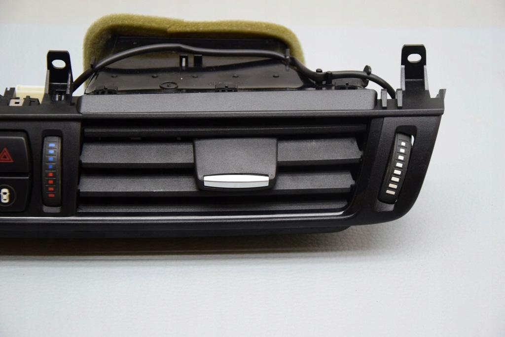 фото №12, Воздуховоды панели приборной панели bmw x5 f15, f85 925264810 2.0l hybrid 180kw