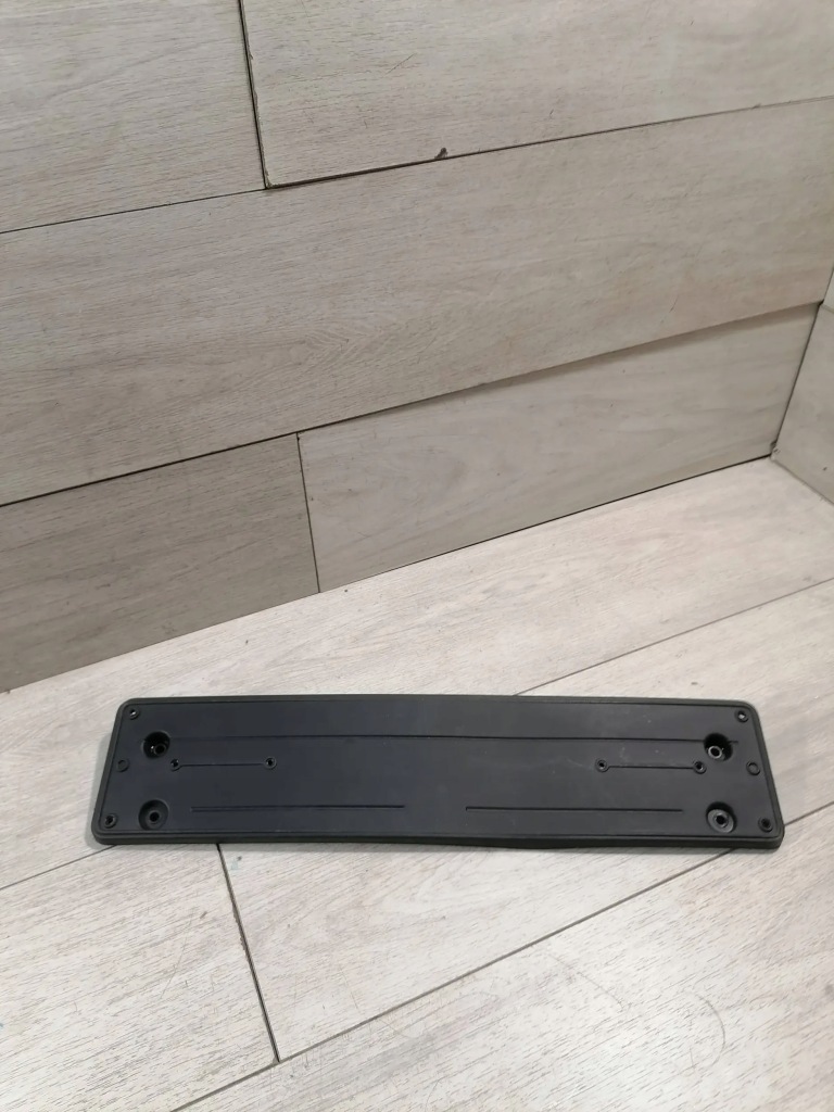 фото №2, Bmw 1 f40 рамка панель 8071152