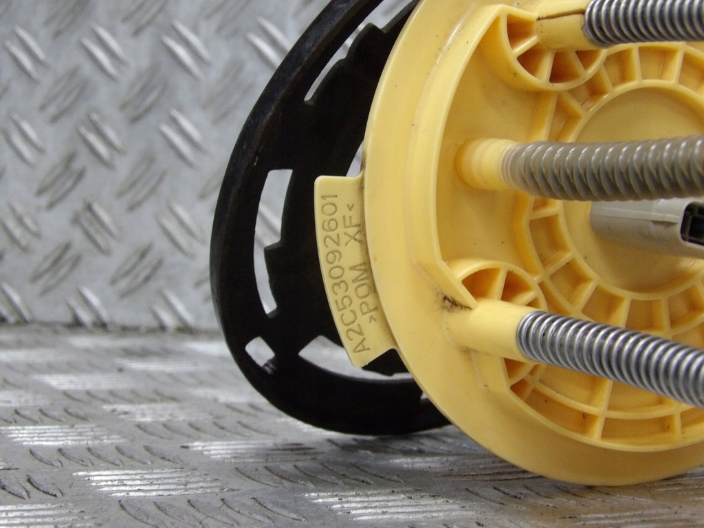 фото №8, Jeep cherokee liberty kj 2,8 crd насос пального поплавок датчик рівня пального