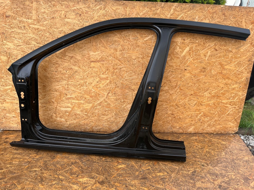 фото №1, Порог обшивка блок двигателя левый skoda octavia iv 4