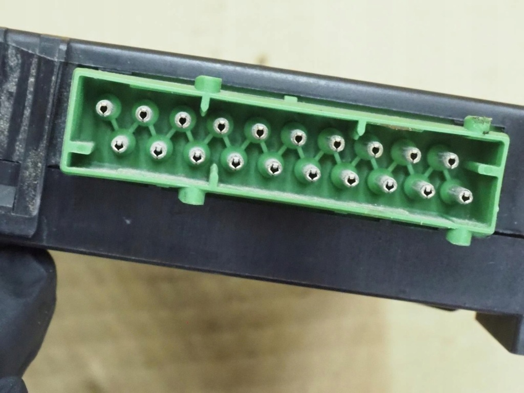 Коробка бортовой компьютер блок управления модуль комфорта mini cooper one r50 r53 6943157 Киев