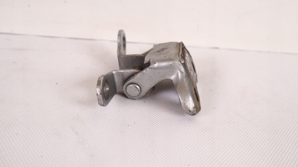 фото №2, Toyota land cruiser 200 петля дверь левый задняя góra