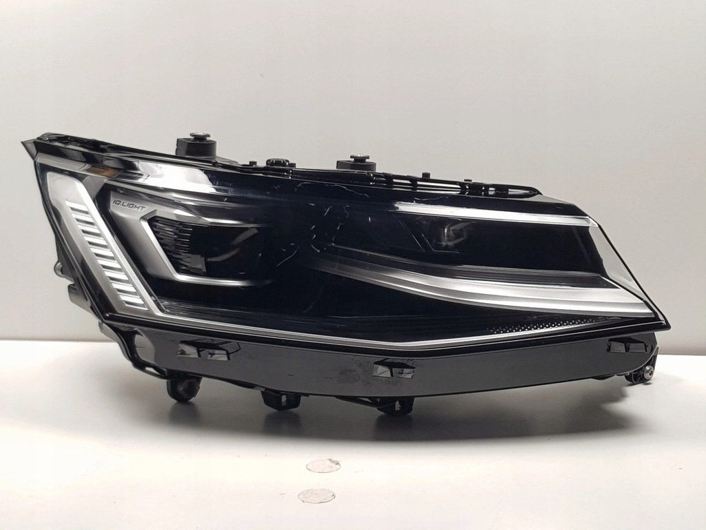 фото №1, Vw t7 multivan лампа права full led 7t1941082a