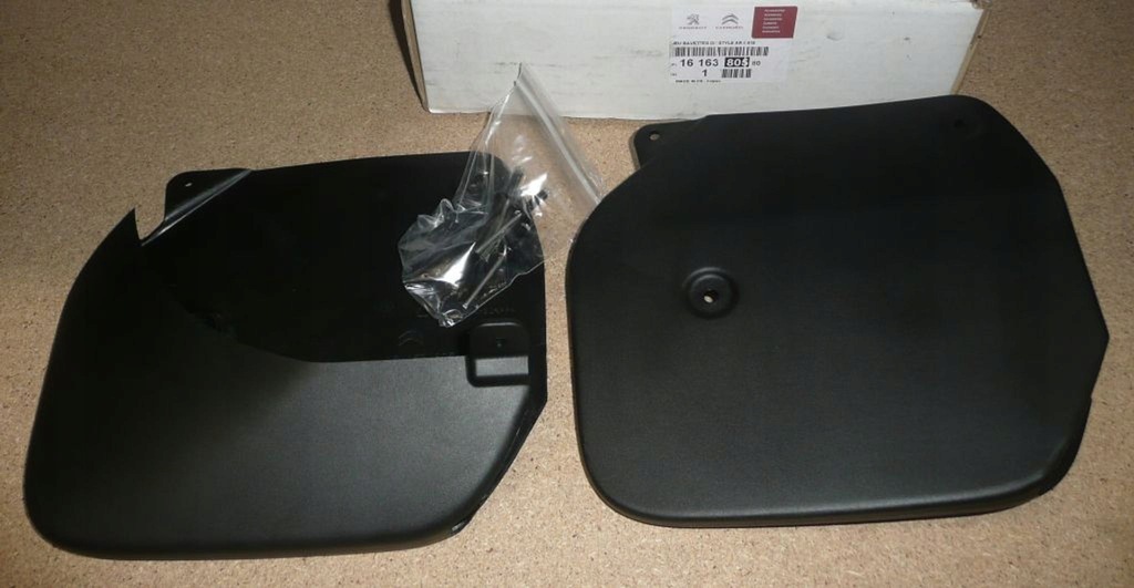 фото №1, Бризковики c c3 iii задня