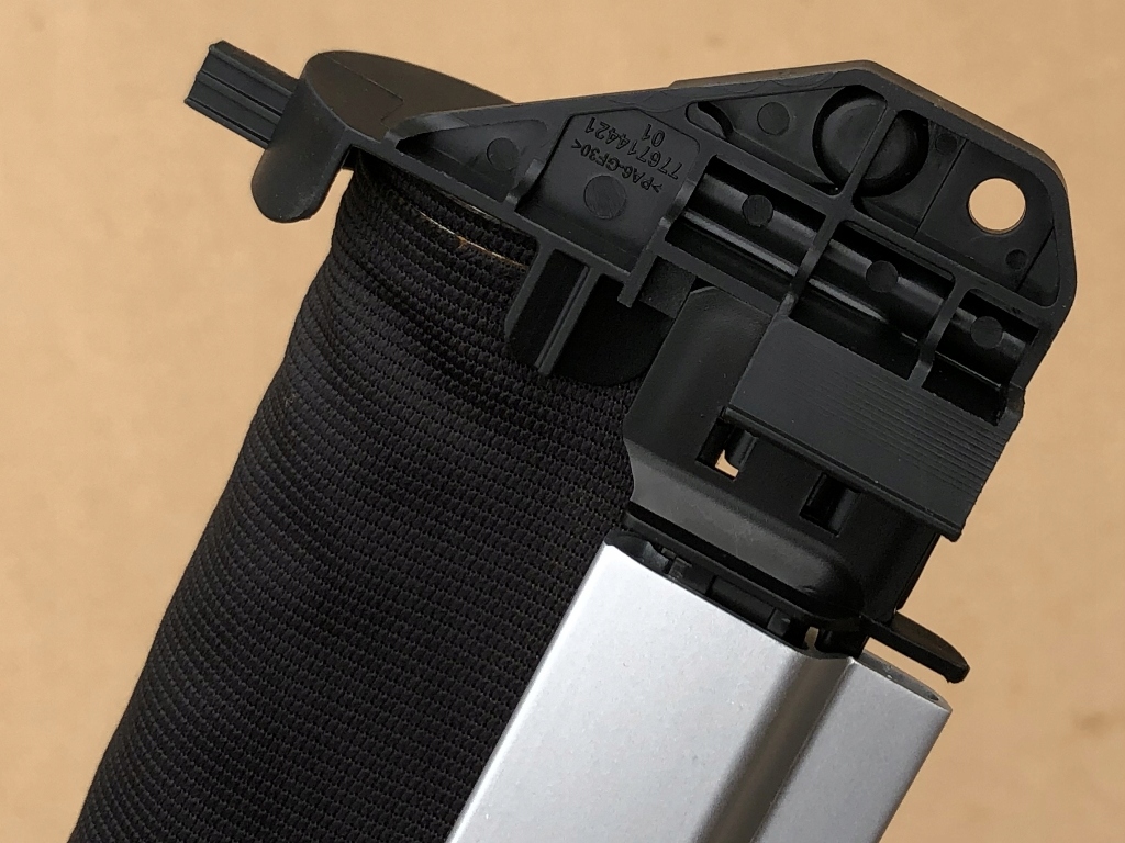 Шторка солнцезащитная black czarna do vw tayron 2018-2024 панорамы крыша Киев