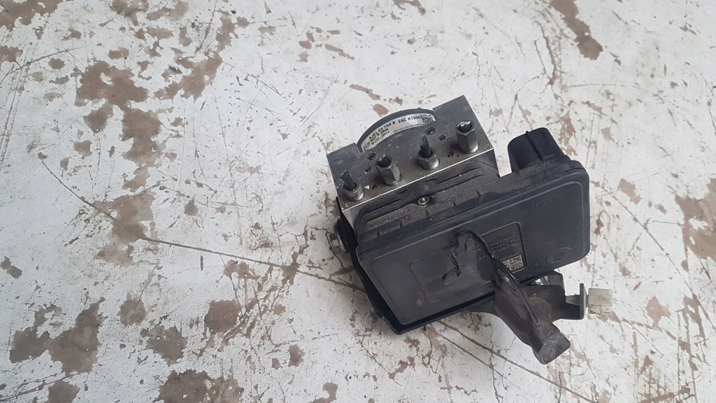 фото №1, Насос abs mazda 3 6 cx3 cx5 kj01437a0b