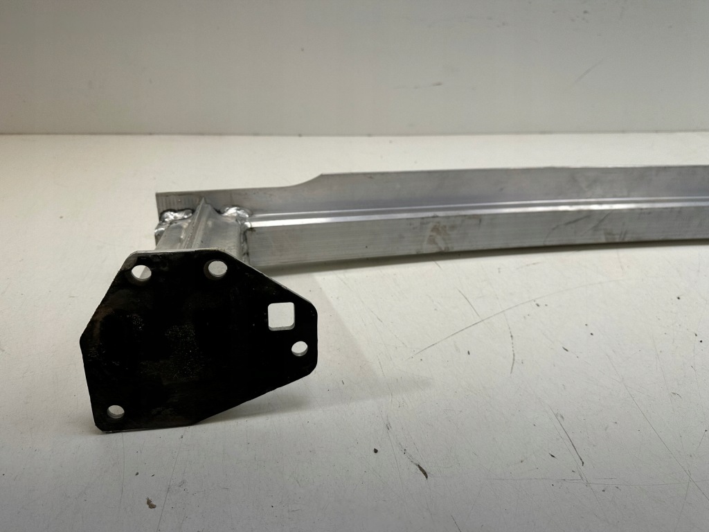 Купить Балка бампера задняя citroen ds9