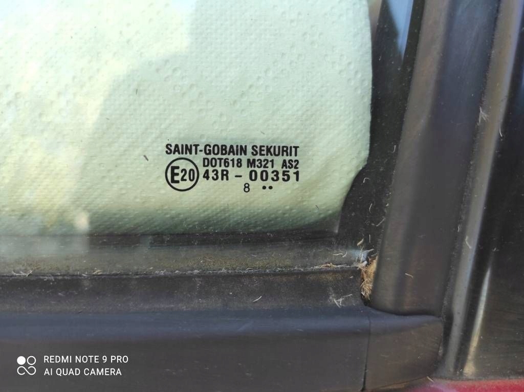 фото №9, Suzuki swift iv mk6 3d 3 дверь 2004-2010 дверь левая полный красные