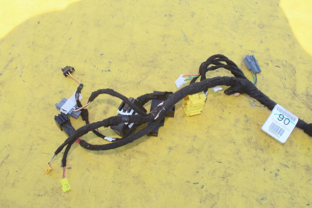 фото №5, Спинка сиденье правый перед mercedes w251