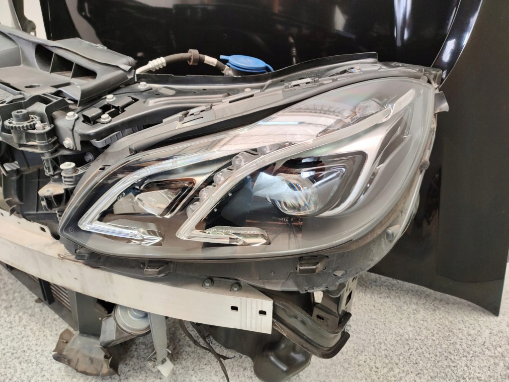 фото №10, Mercedes w212 lift перед крылья pas лампы капот