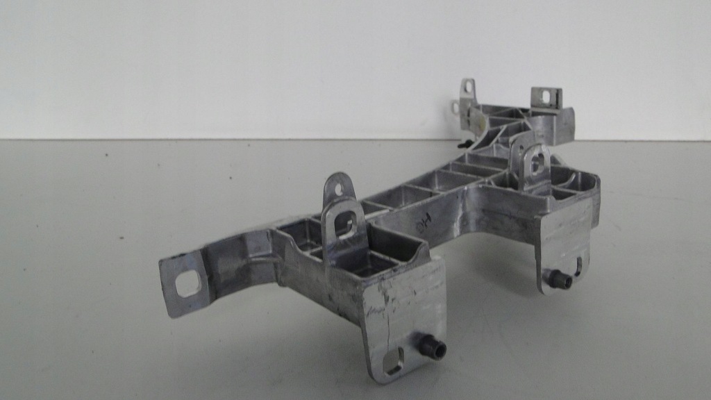 фото №6, Mercedes amg gt 192 c192 sl 232 r232 amg кронштейн опора правая a2326209802