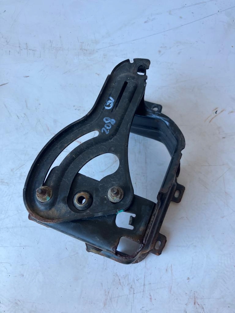 фото №1, Кронштейн насоса abs peugeot 208