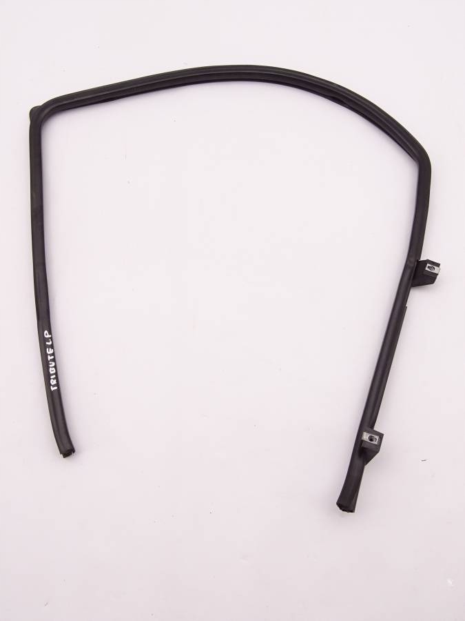 фото №1, Mazda tribute 00-07 прокладка стекло левый перед