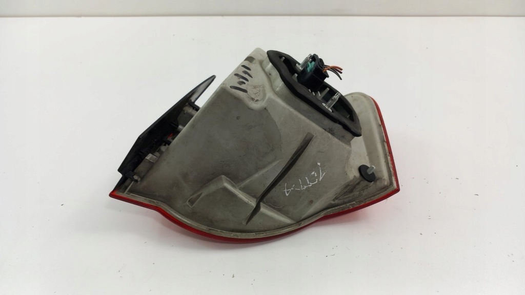 фото №4, Vw jetta v лампа задняя левая led