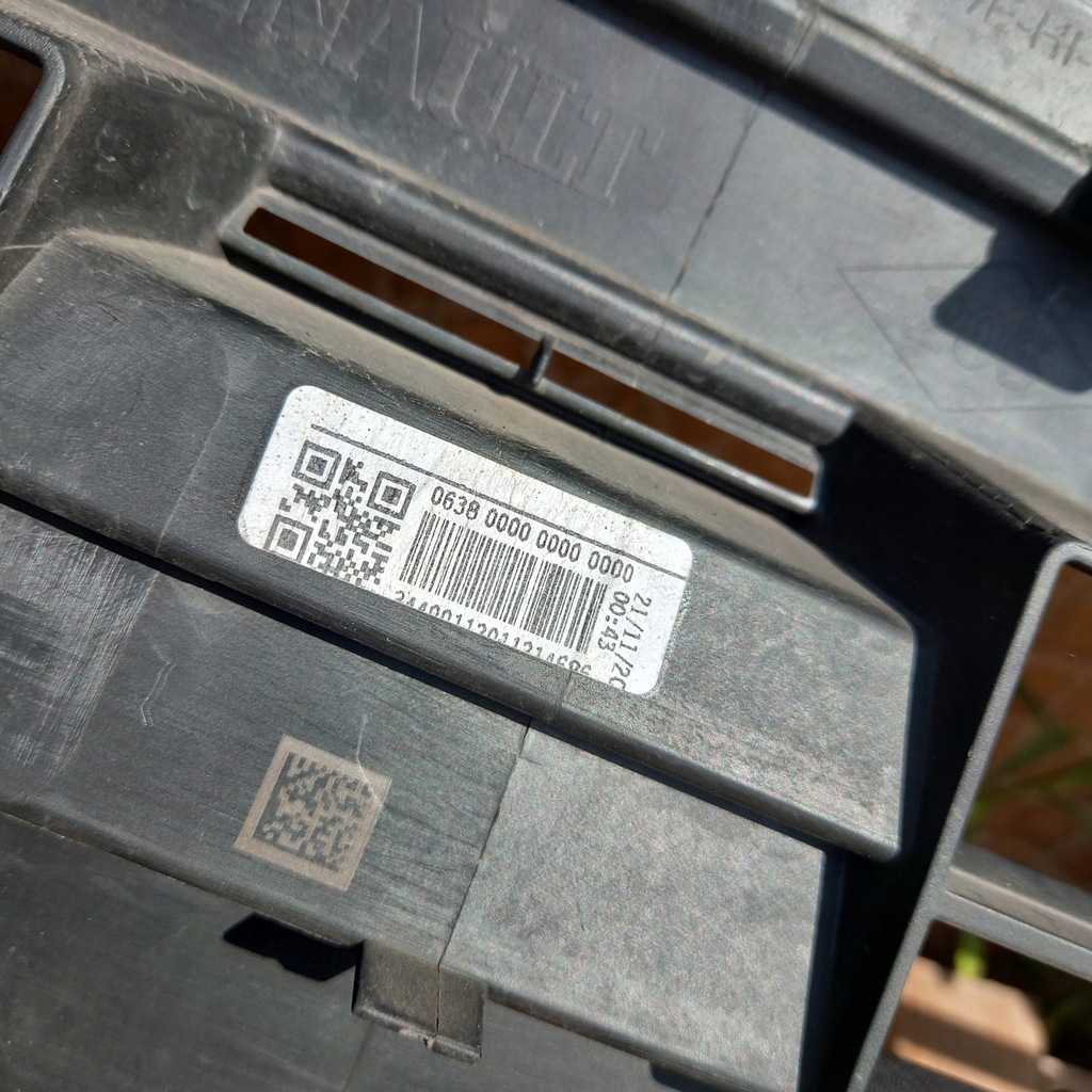 фото №9, Renault captur ii 2 19- бампер перед решітка спойлер плита решітка радіатора накладка