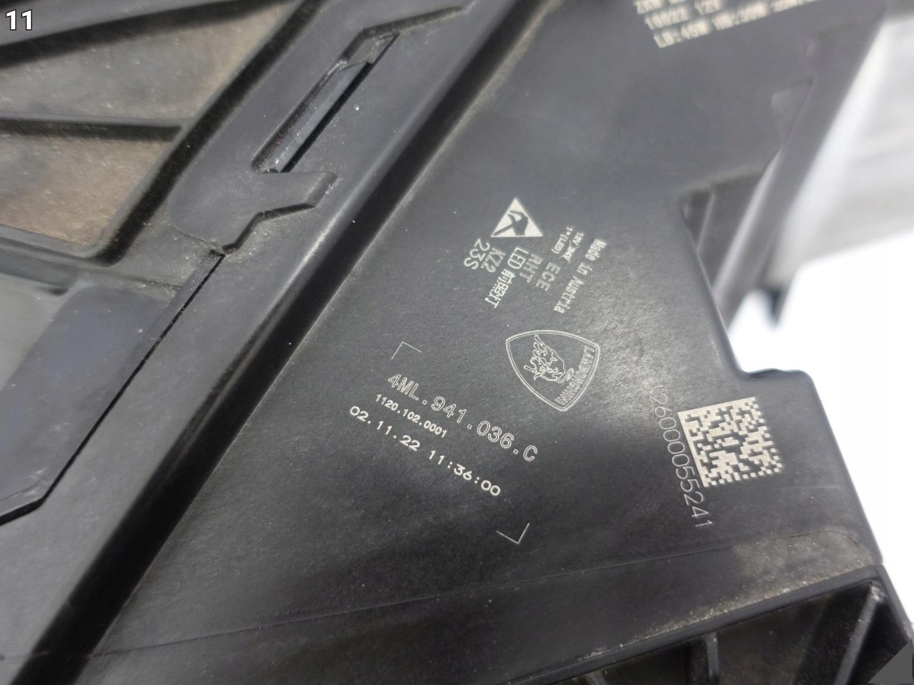 Lamborghini urus s / performante 4ml 18- лампа full led права перед європа Оригінал