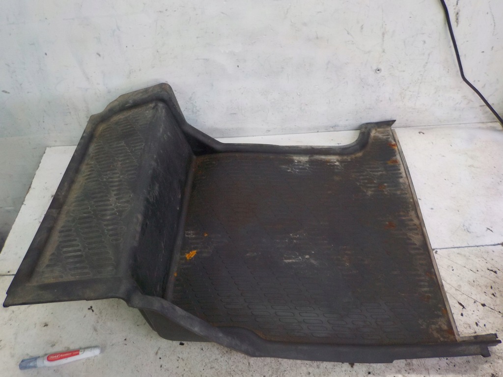 фото №1, Actros mp4 коврик обшивка бардачка