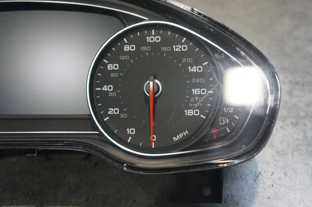 фото №11, Счетчик приборы спидометр audi a8 d4 3.0 tdi 4h0920910k