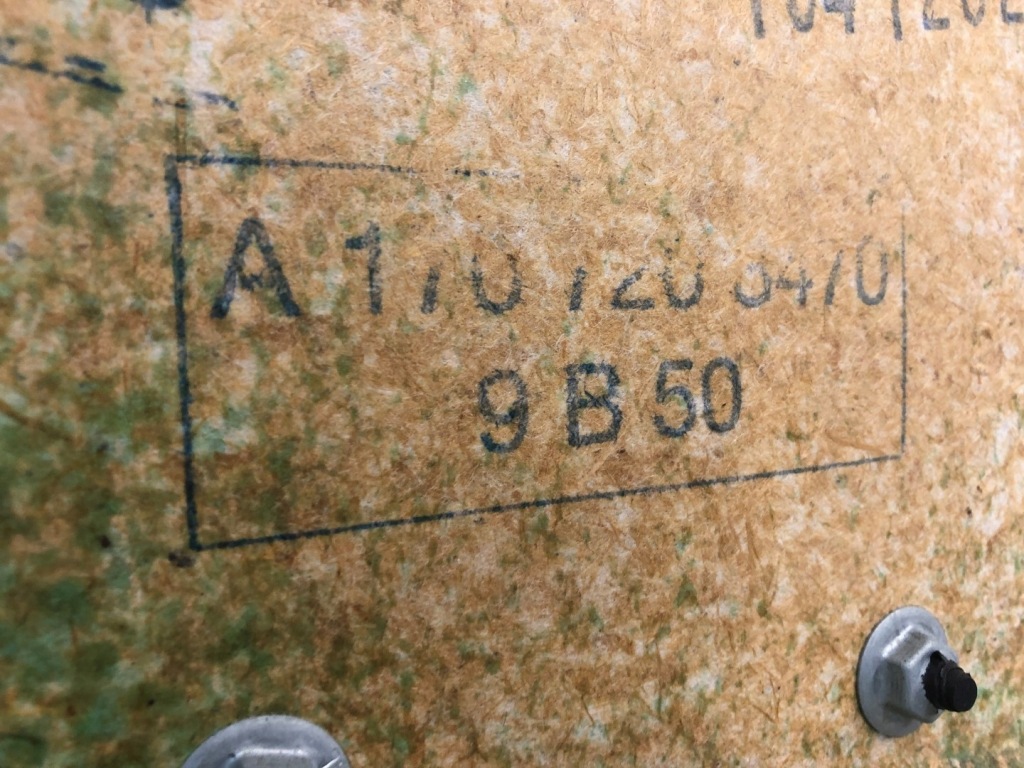 фото №6, Обивка дверь правая обшивка mercedes r170 2.0 99r