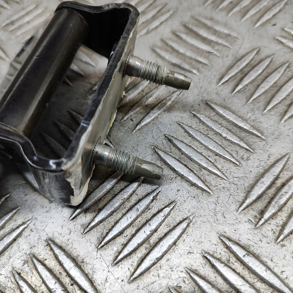 фото №6, Toyota sienna xl40 iv 2020 ліва сторона петля кришки задній багажника