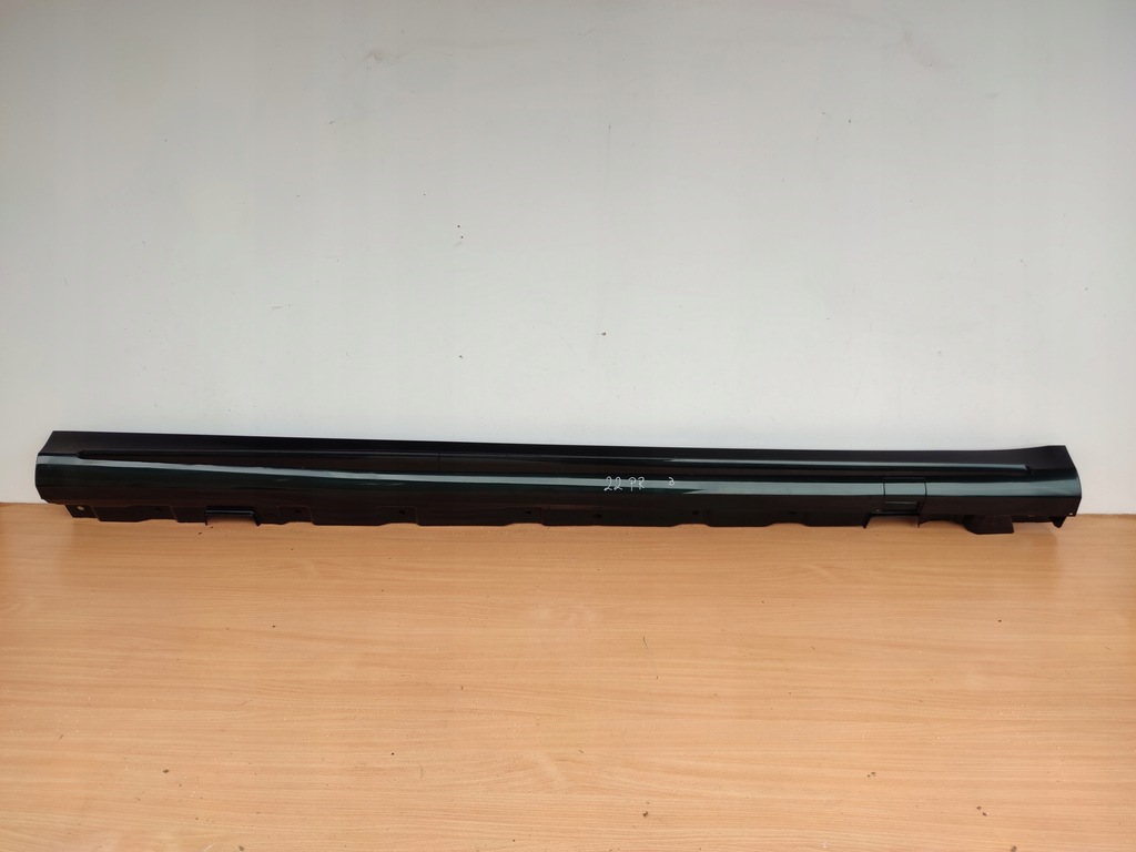 фото №1, Права молдинг поріг поріг s-klasa w222 amg 6.3 6.5