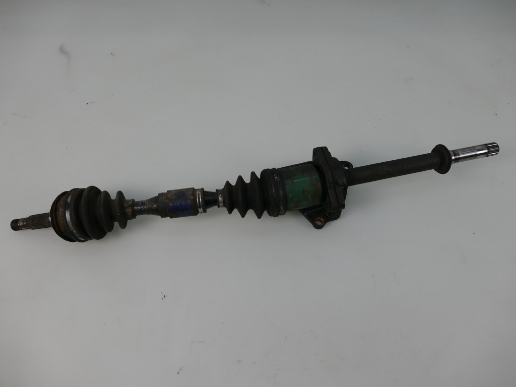 Купить Toyota corolla e11 рестайлинг  1.9 d приводной вал правая