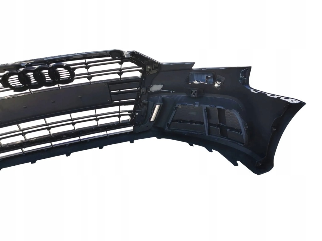 Бампер, решётка , решётка радиатора, решётки audi a-3 8v рестайлинг  s-line хэтчбек 108. Доставка