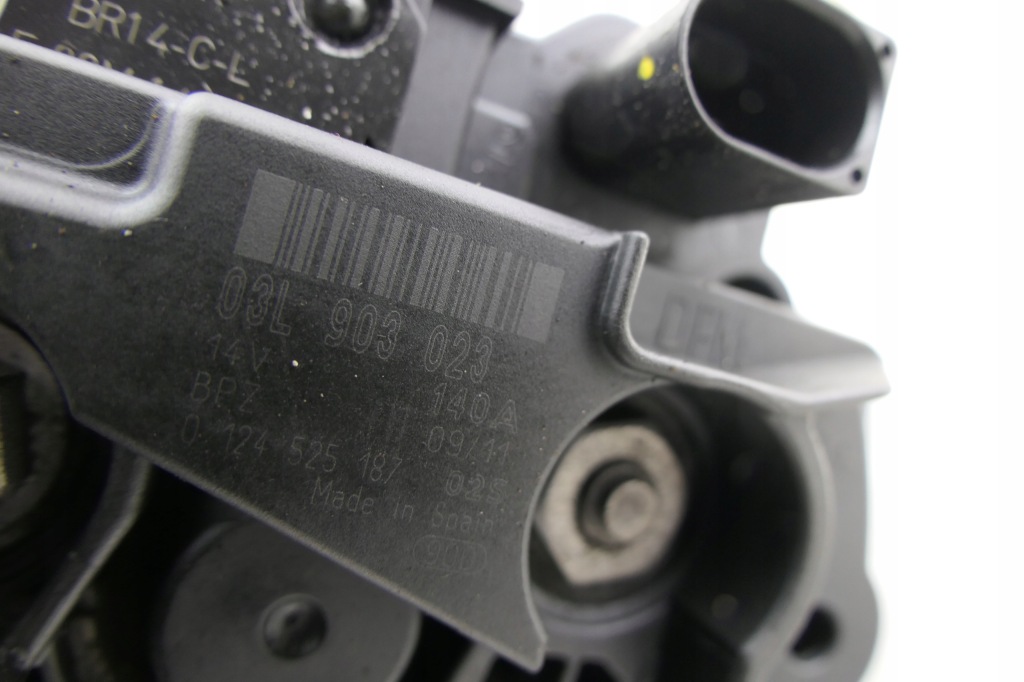 Купити Генератор volkswagen audi seat skoda 1.6 tdi 0124525187 03l903023