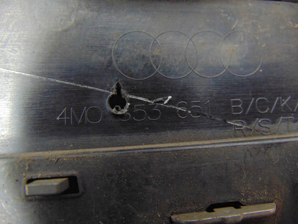 фото №16, Решётка радиатора решётка радиатора audi sq7 4m satyna 4m0853651b