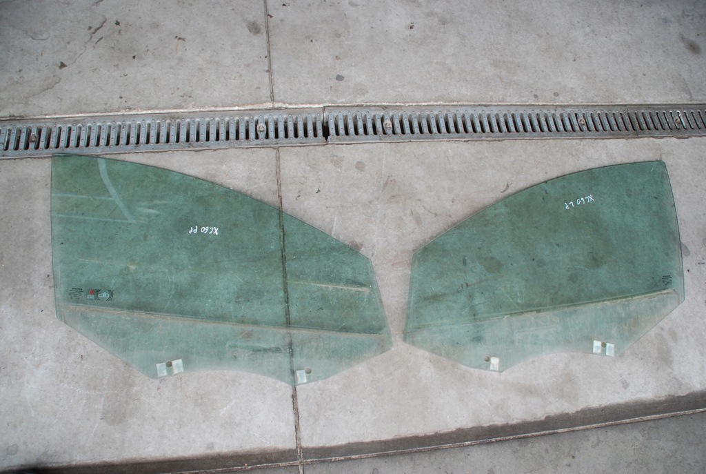 фото №1, Стекло дверь volvo xc60 i l / p перед 2008r