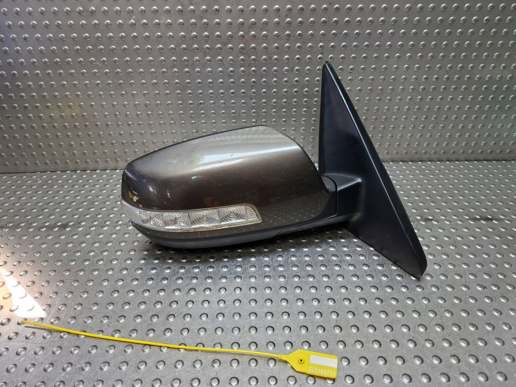 Дзеркало праве  kia sorento 2 рестайлінг  12-15 9 pin європа  пошкоджені Недорого