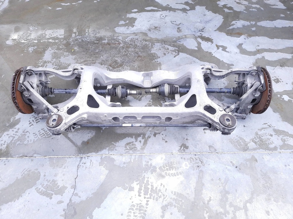 фото №9, Porsche panamera 970 подрамник подрамник задняя