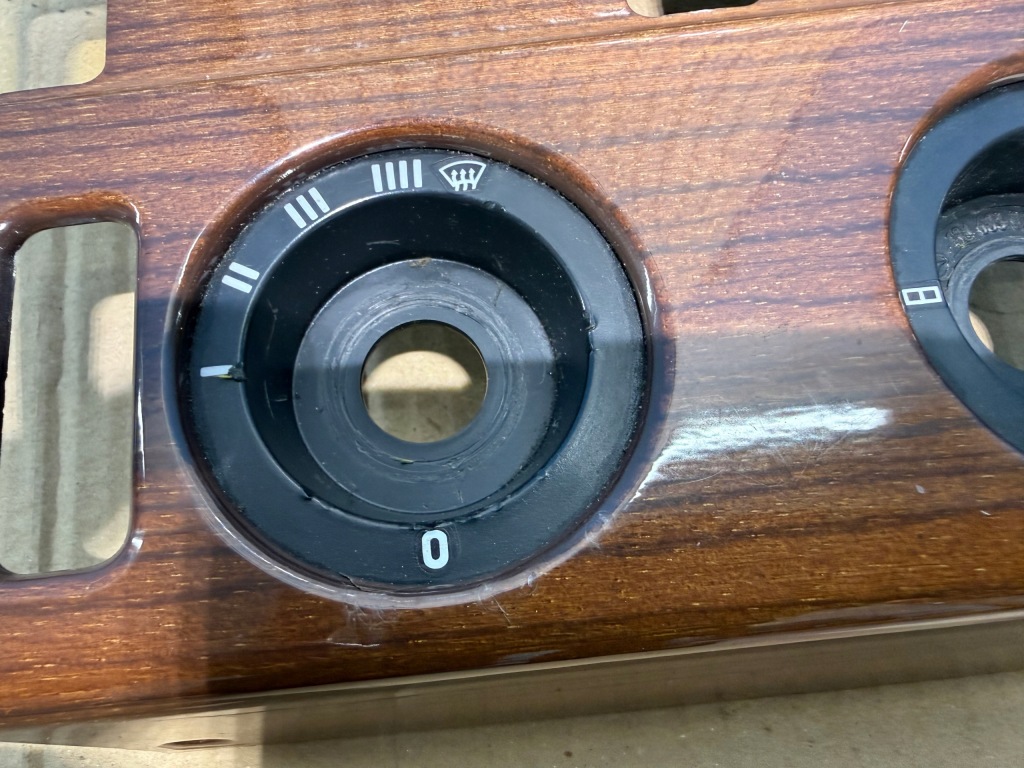 Mercedes w124 купе drewno середній декоративна обдув рамка Недорого