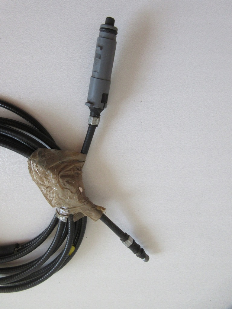 фото №5, Corolla verso 04-09 трос тяга заливной топлива