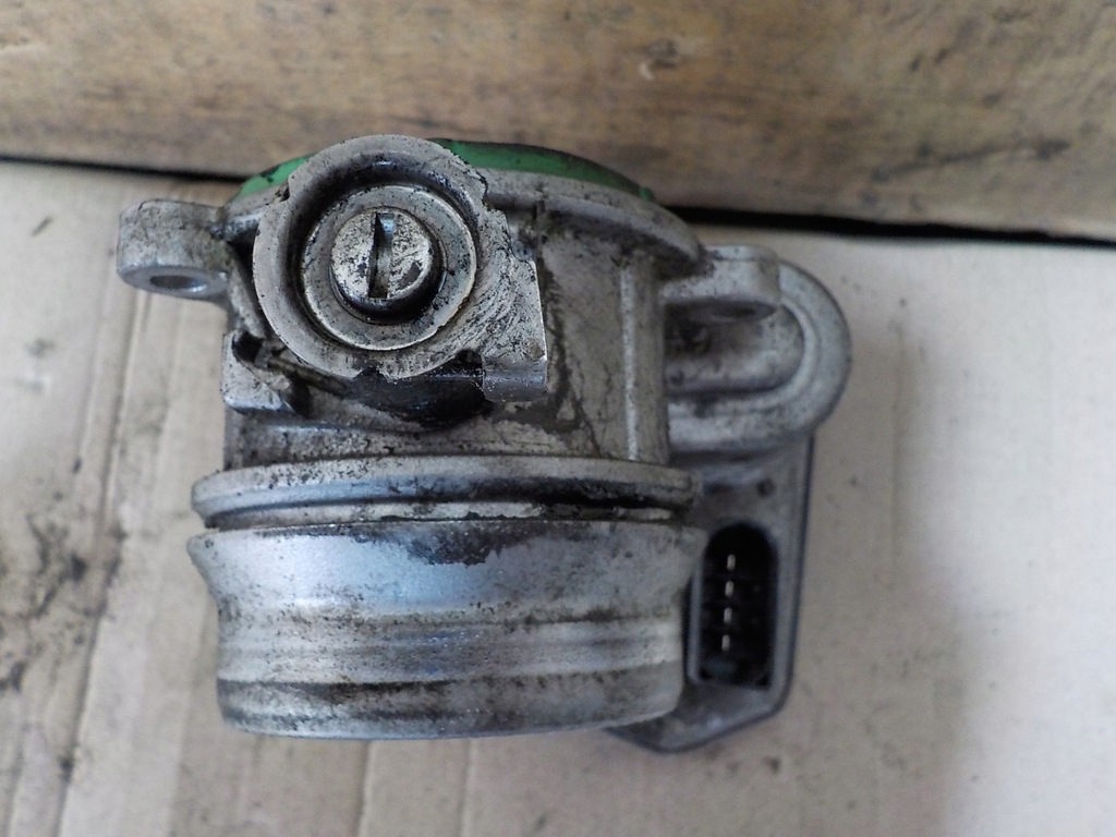 фото №4, Bmw x1 e84 2.0 дроссельная заслонка