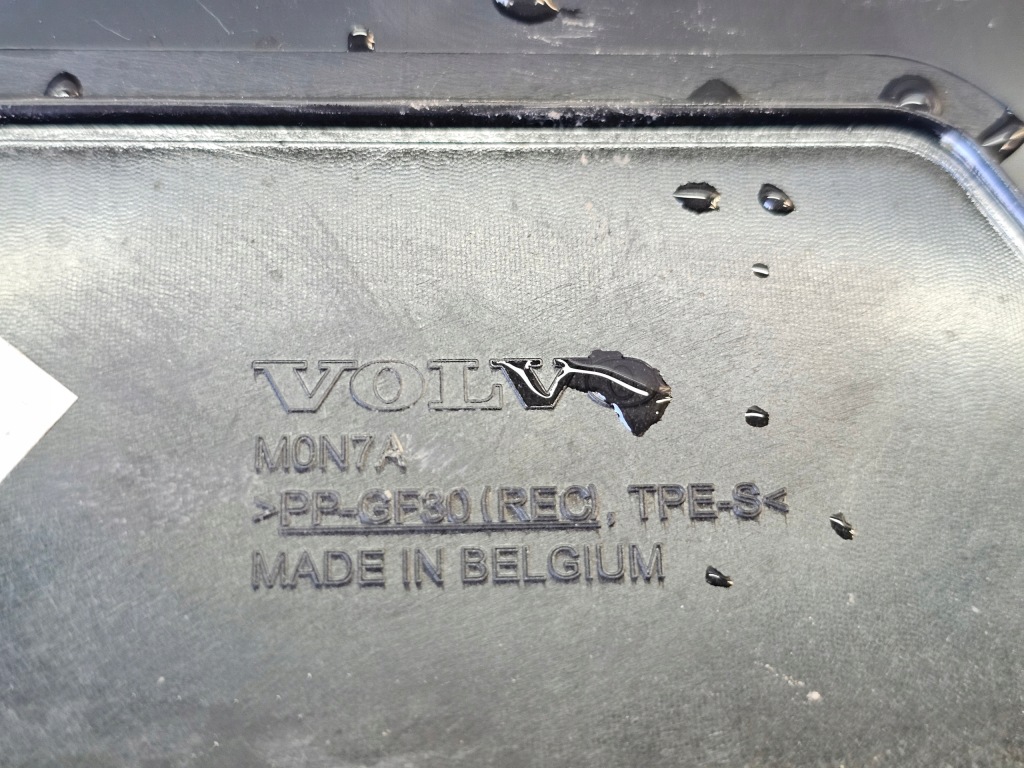 Кермо  повітря шторка жалюзі жалюзі volvo c40 recharge 31655241 Доставка