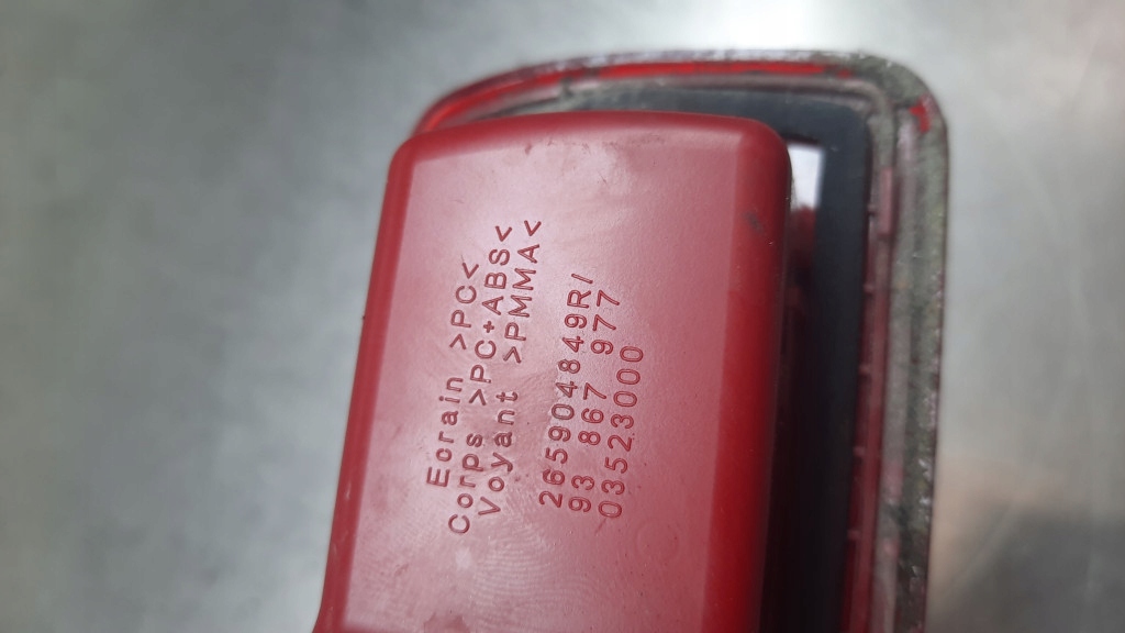 фото №8, Лампа свет стоп 265904849r renault trafic iii vivaro b