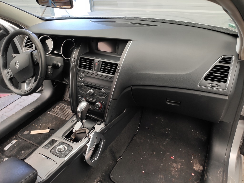 фото №1, Renault latitude консоль панель приладів подушки безпеки oryg.