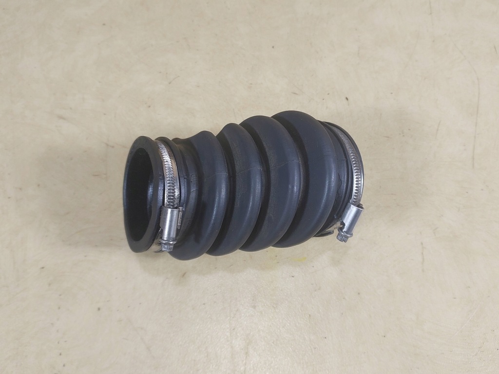 фото №1, Volvo c30 lift 1.6d труба повітря