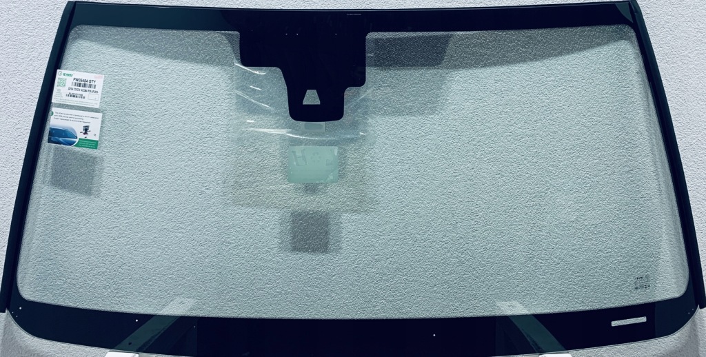 фото №1, Стекло лобовое toyota tacoma 2018- камера