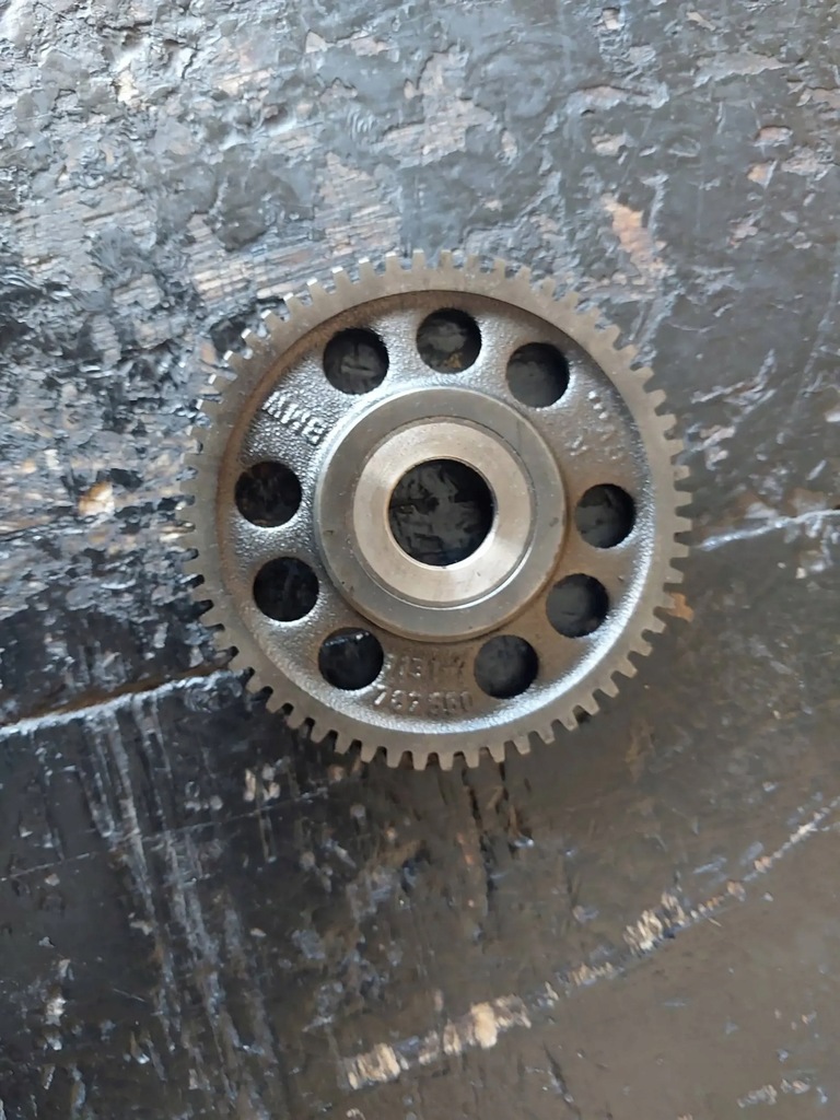 фото №7, Колесо зубчатое распределительного вала bmw 3 e46 320d 150km 204d4 m47d20tu bmw 3 e46 7787560