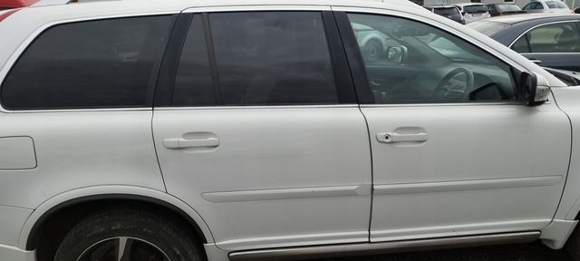 фото №1, Volvo xc90 lift 2014 r-design молдинг крыла правый задняя 614
