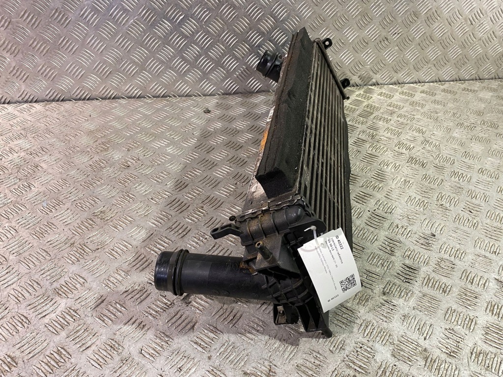 Mercedes-benz x-class w470 интеркулер 144614ja0b в Украине